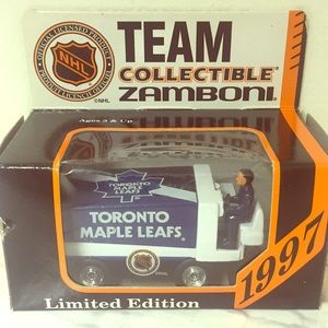 Maple Leafs 1997 White Rose Zamboni Collectible